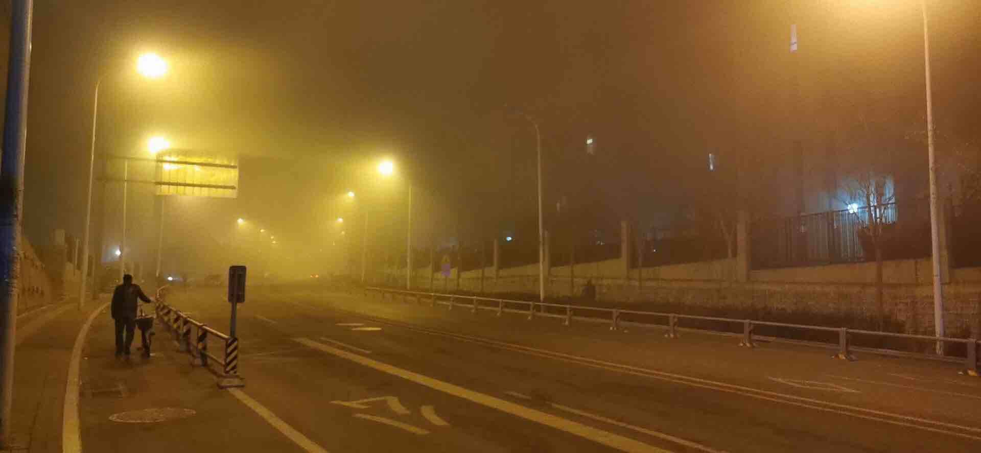 济南市发布大雾橙色预警，济阳、平阴等局地能见度将不足50米