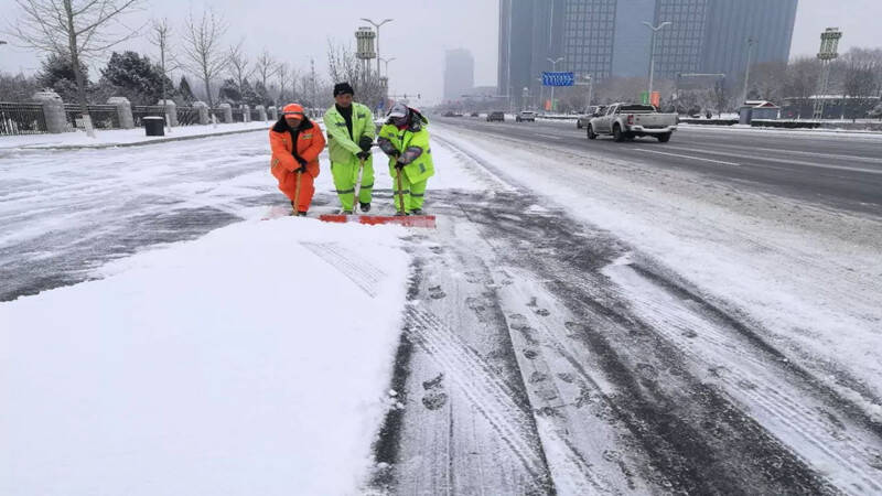 潍坊市交通运输局组建35支交通应急队伍共1150人 全力应对本轮寒潮天气