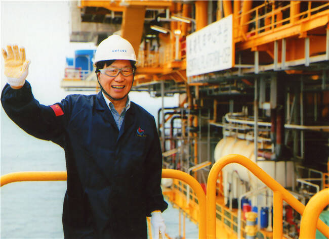 2021年度中国科学院杰出科技成就奖获得者侯保荣:长风破浪降“虎”路