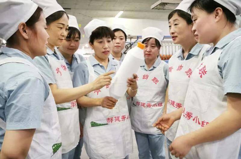 枣庄全市产业工人誓将第十二次党代会蓝图绘出新精彩