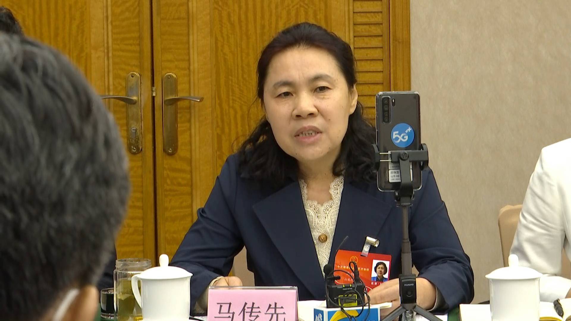全国人大代表马传先：建议将大国工匠故事进校园进教材，让大国工匠成为孩子偶像