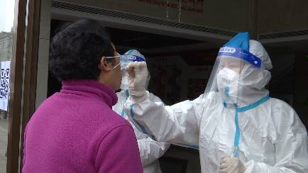 疫情防控人员迅速行动！潍坊市坊子区加快推进核酸检测
