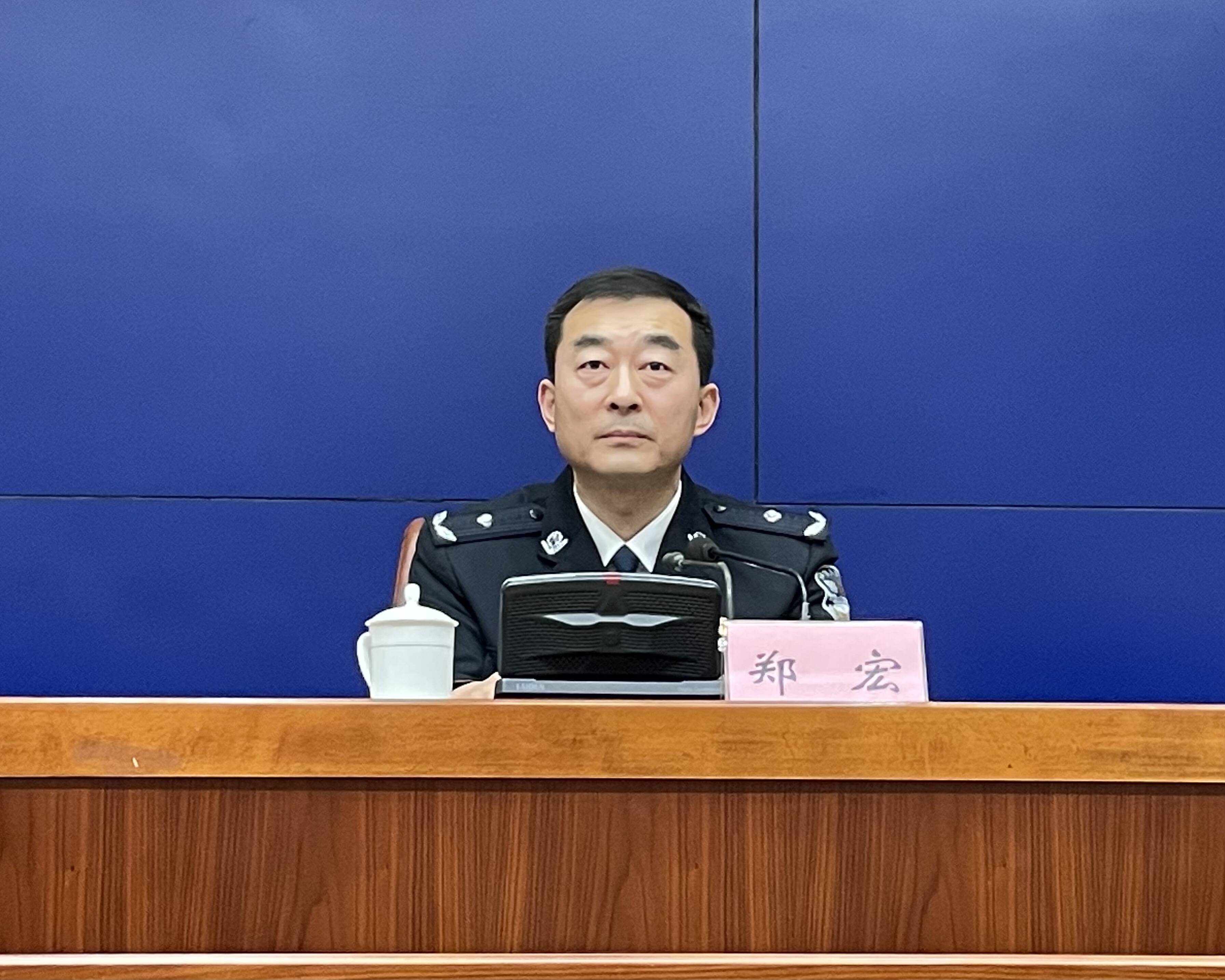 济南市公安局党委委员,副政委郑宏介绍,社区作为疫情防控的重要防线