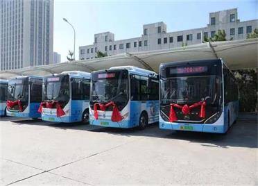 威海临港“民族团结号”公交专线今日开通