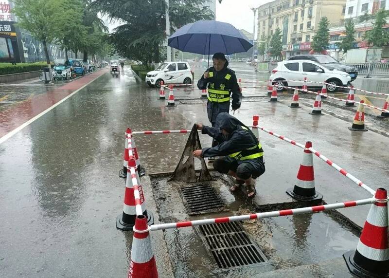 以“汛”为令 济宁城市管理部门全力应对强降雨天气