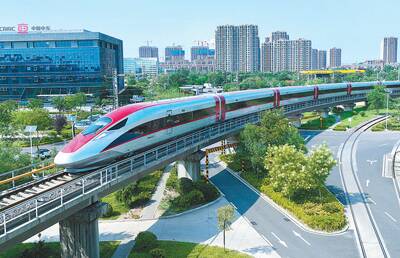 人民日报头版点赞“山东造”：雅万高铁高速动车组、综合检测列车在青岛成功下线