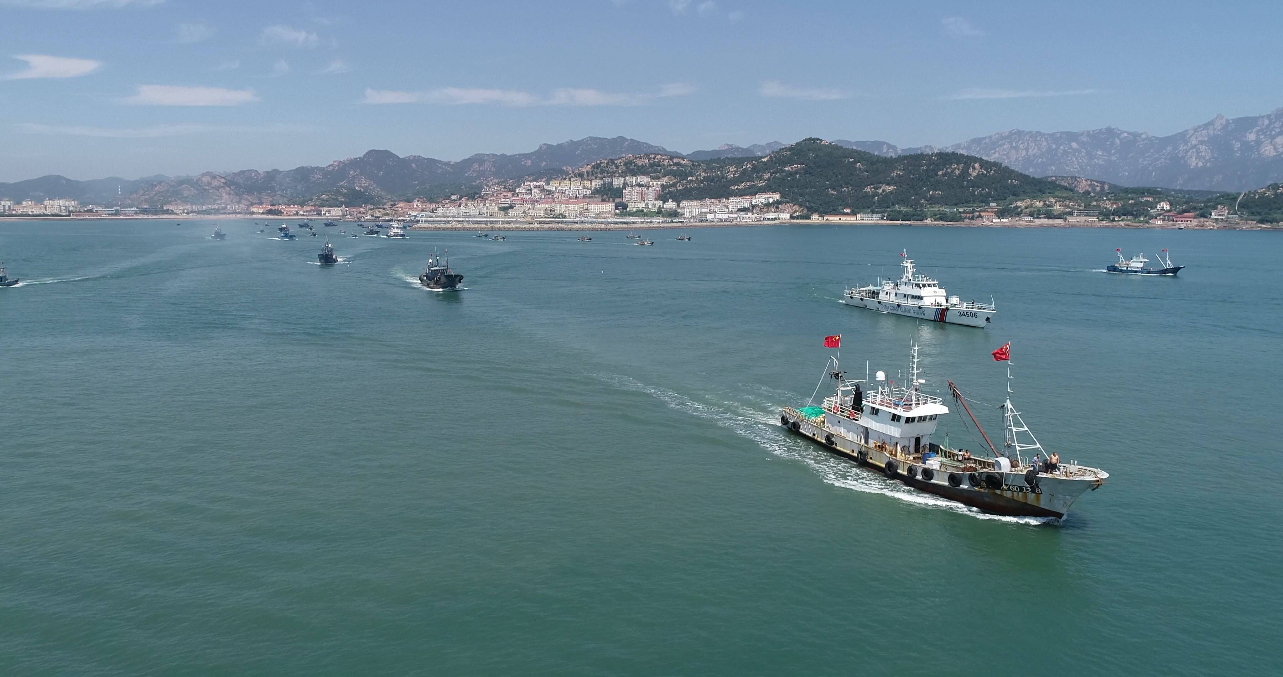 开海啦！数千艘渔船出海开捕 青岛海警局保驾护航_山东各地 _山东新闻_新闻_齐鲁网