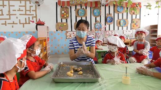 做月饼、学知识！昌乐400多名儿童参加中秋文化体验课 感受传统节日魅力