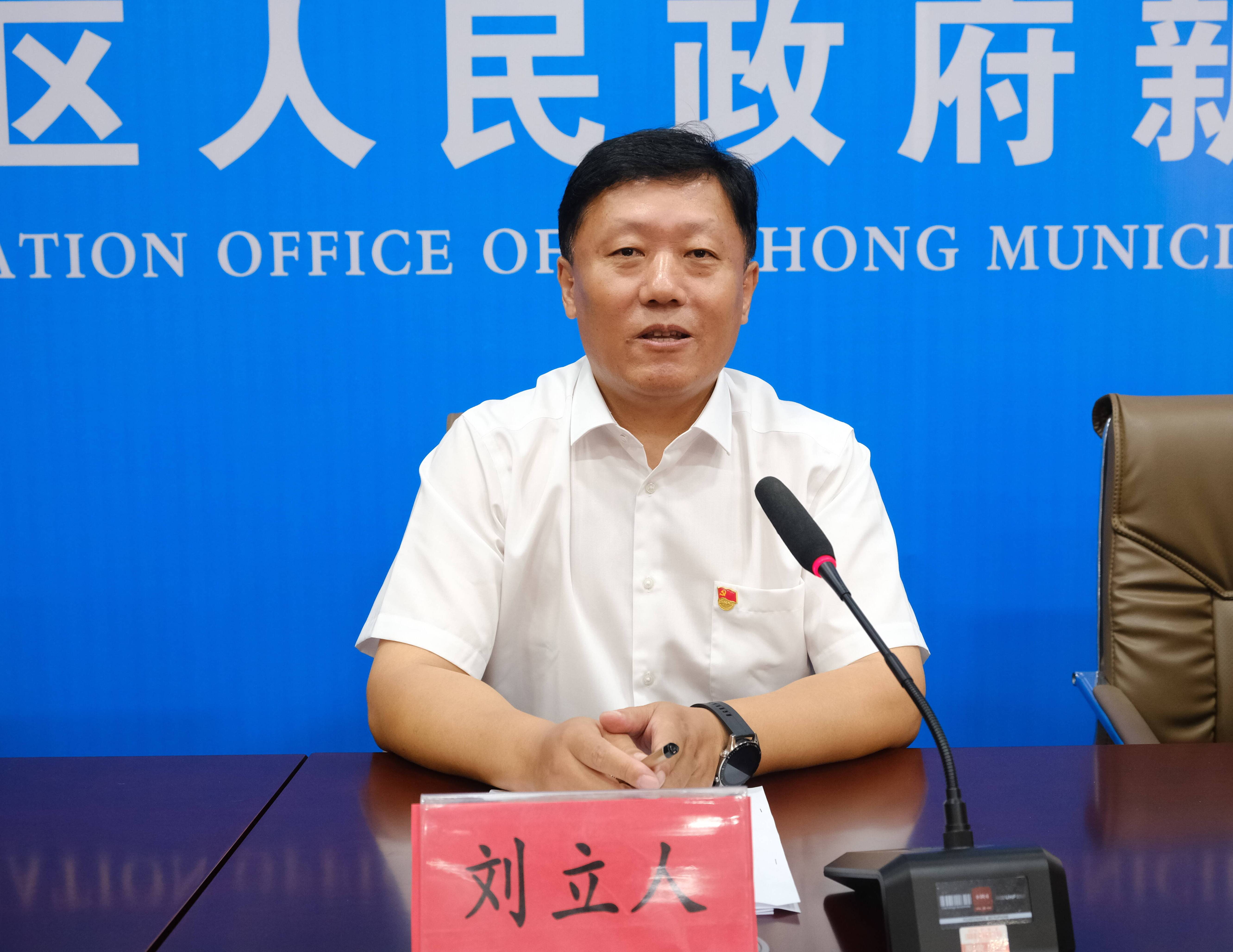 枣庄>枣庄要闻>刘立人说,今年以来,齐村镇认真围绕做大经济总量,狠抓