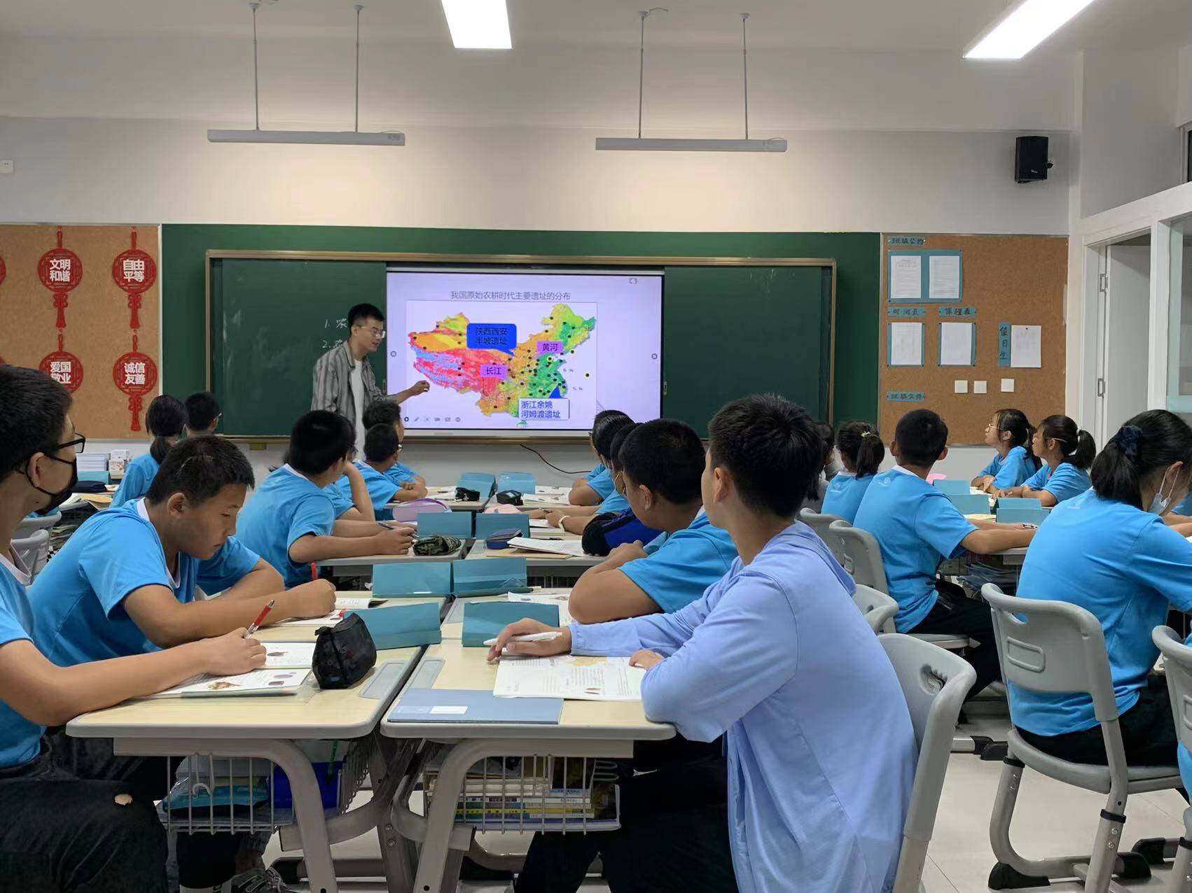 学生自主选择“成长导师”！潍坊经济区文化未来学校实行选课走班制