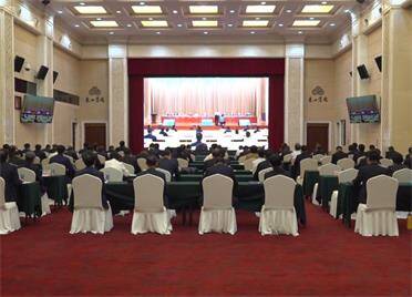 威海组织收看山东省“人民满意的公务员”和“人民满意的公务员集体”表彰大会