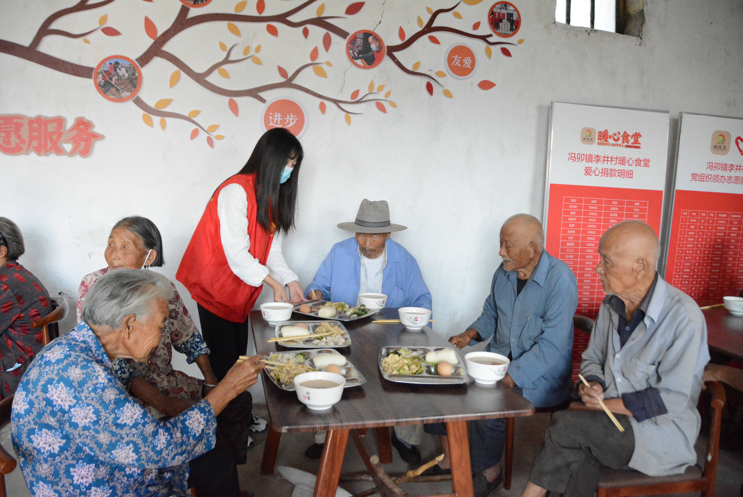 村里建起暖心食堂！枣庄这里80岁以上老人乐享免费午餐