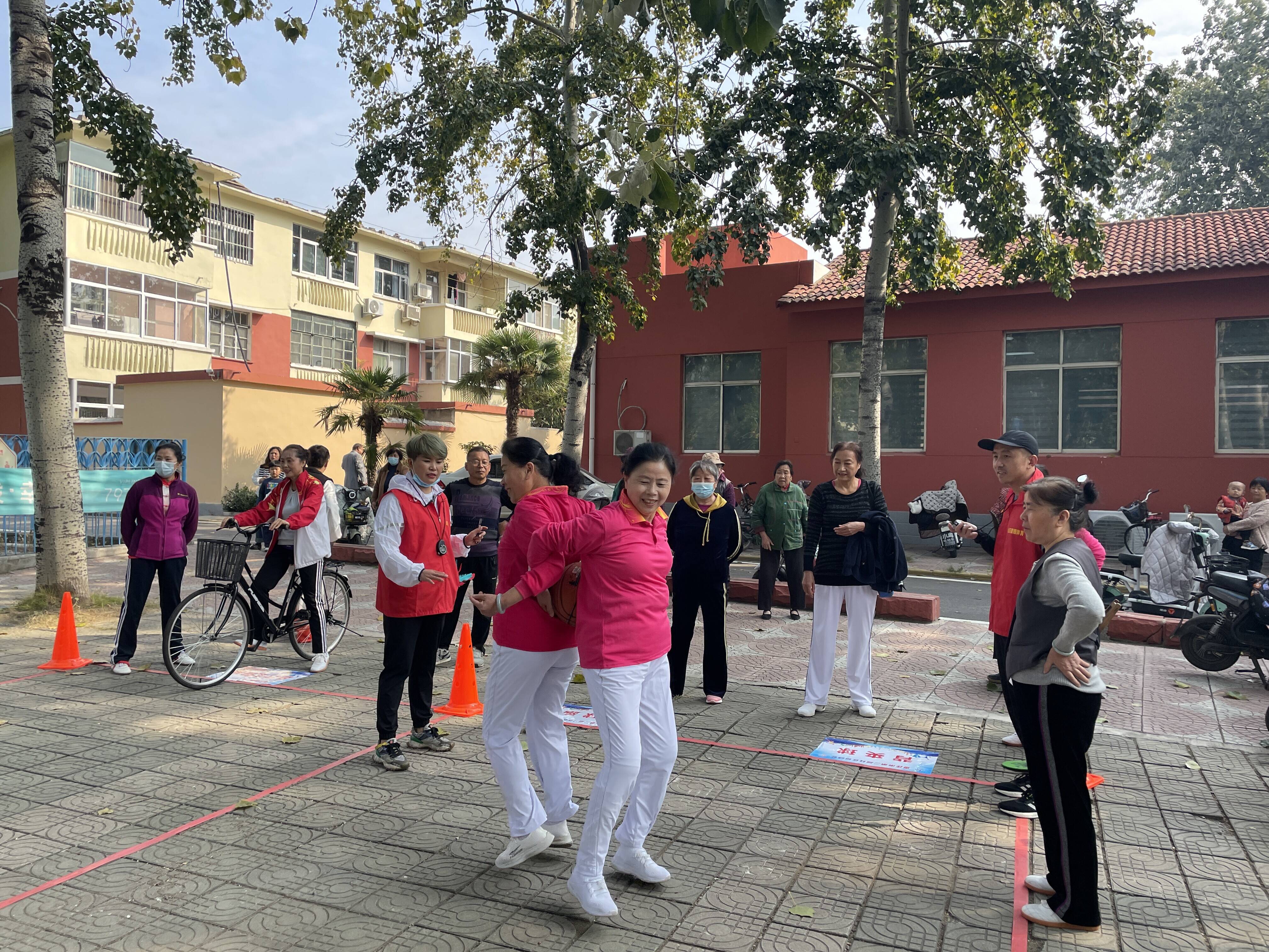 点燃市民健身热情!枣庄市市中区文化路街道社区运动会开赛(图3)