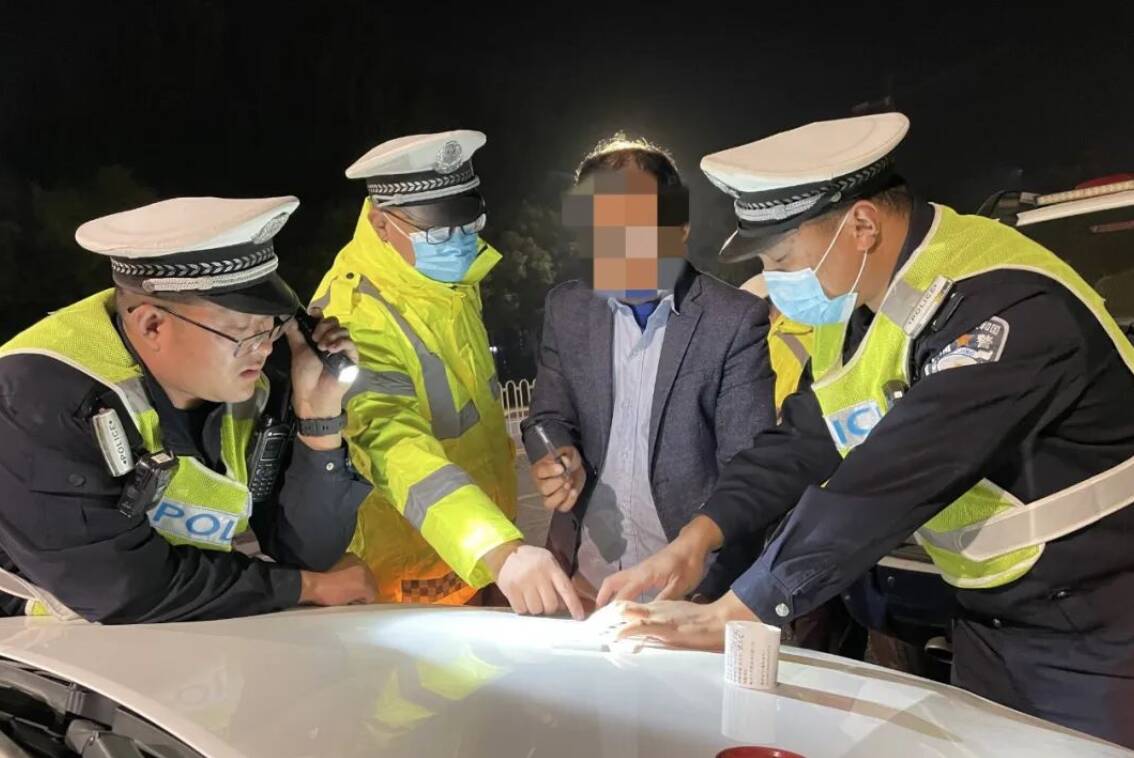 濱州交警組織開展全市第十九次酒醉駕集中查處行動(dòng)