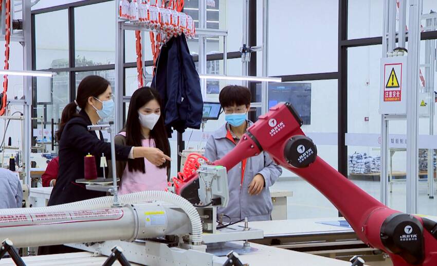 潍坊市潍城区服务专班助力校企共建智能工厂 生产效率提升两成以上