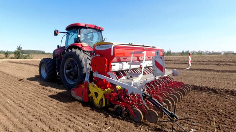 新技术、新装备助力“秋种” 德州冬小麦播种面积815万亩