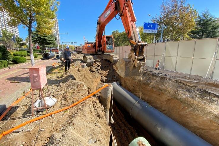 已安装供排水管道约500米 威海珠海路进行老旧供排水管道升级改造
