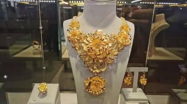 黄金珠宝年加工交易额突破500亿元 昌乐县聚力推动黄金珠宝产业高质量发展