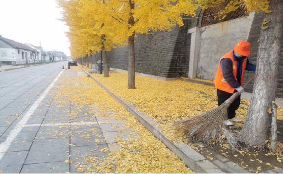 曲阜环卫开展精细化保洁 提升城市环境品质