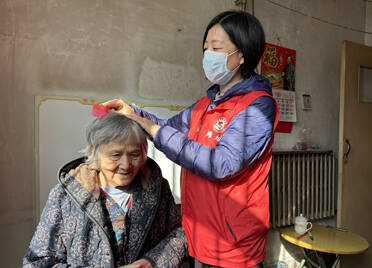 潍坊：社区空巢老人有了“共享儿女”