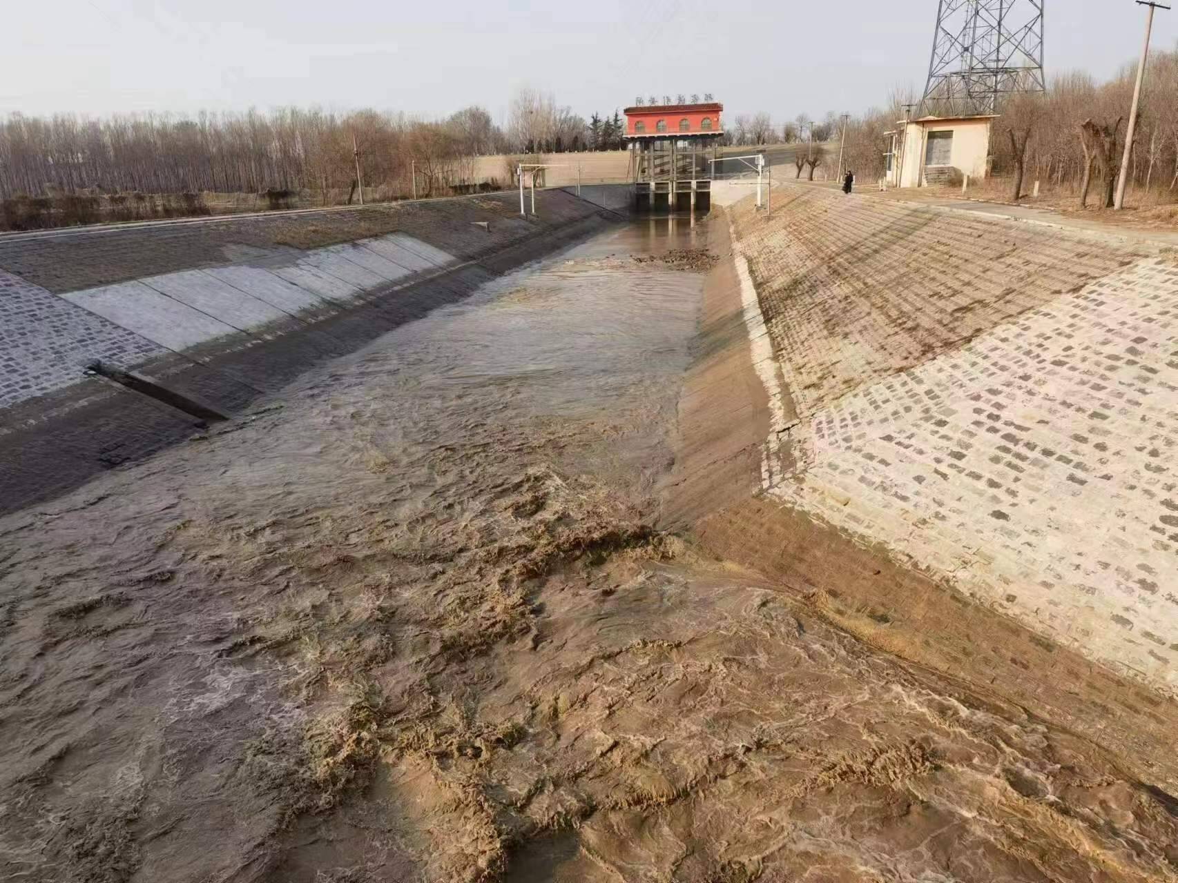 济南邢家渡引黄灌区开始春灌补源引水 用于90万亩冬小麦春灌