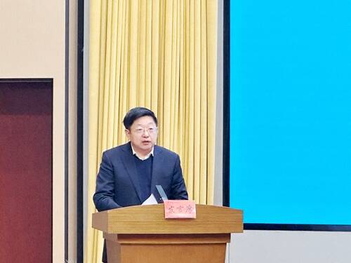 青岛职业技术学院党委书记王金生在2023年度全省职业教育工作会议上作