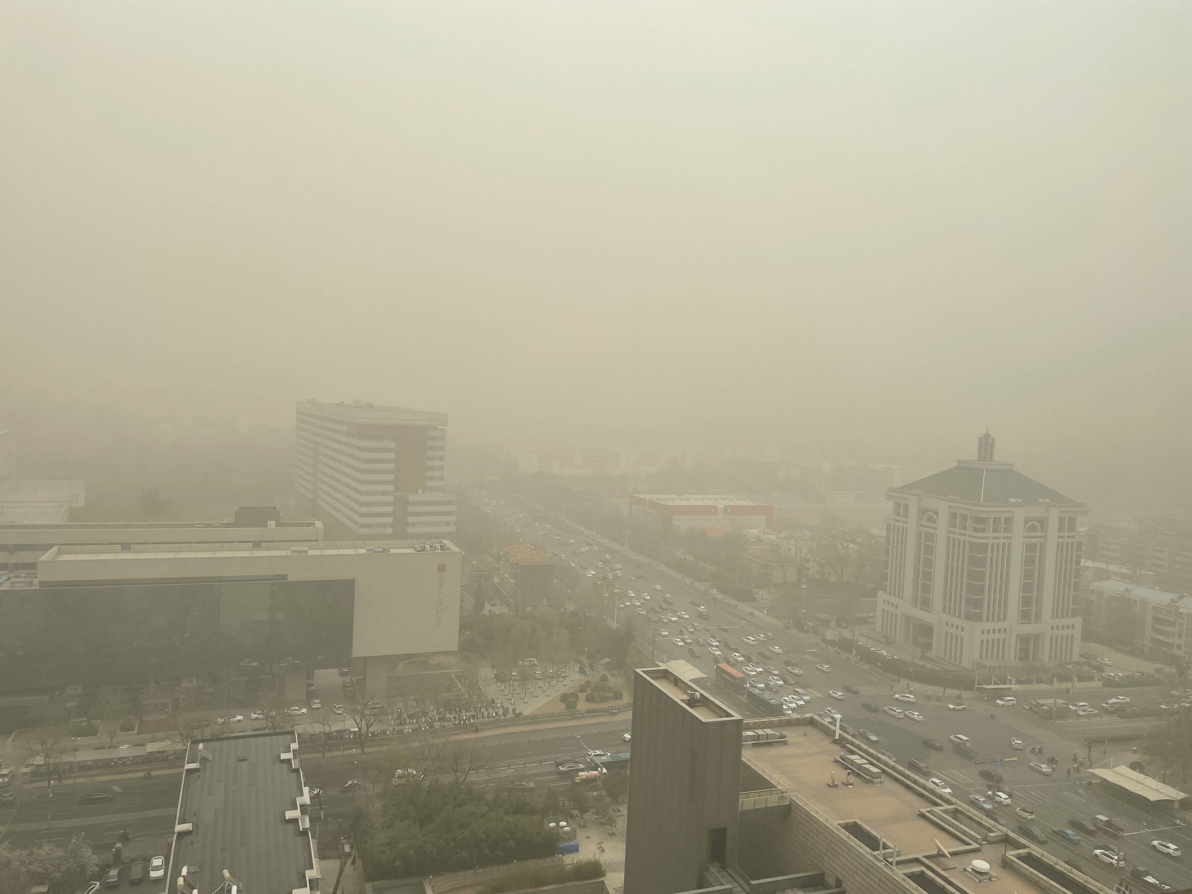 沙尘天气已到山东！德州、滨州、东营、济南、淄博等地被黄沙笼罩