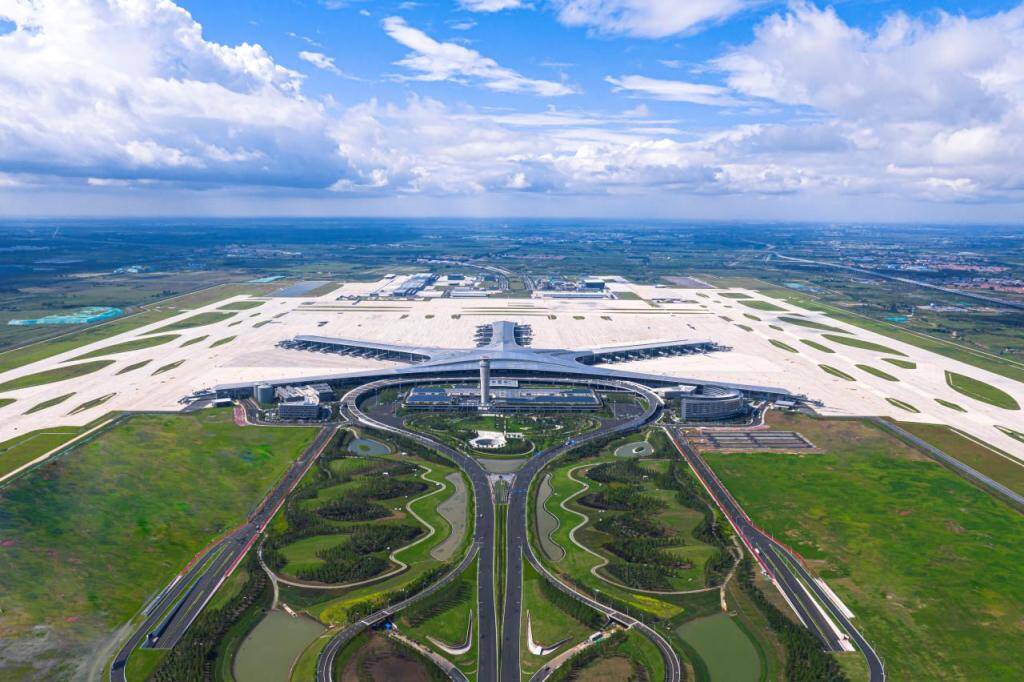 3月26日起执行夏秋航季航班计划 青岛机场国内外航线进一步加密
