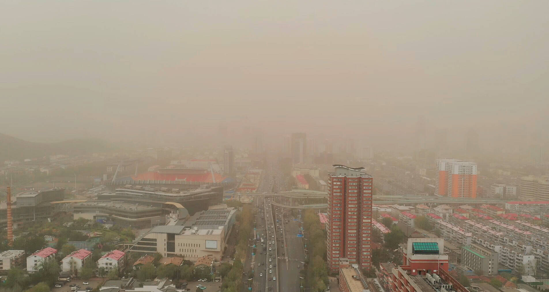 济南再遇沙尘天气 预计13日沙尘过程影响趋于结束