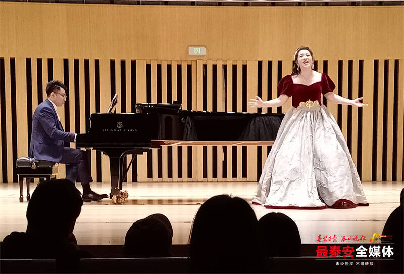 泰安籍女高音秦侃如在省会大剧院举办独唱音乐会