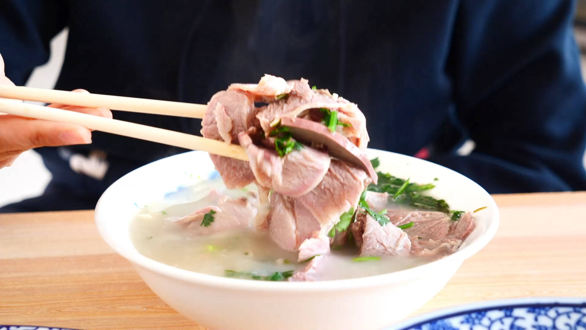 枣庄春季美食的仪式感，从一碗山亭羊肉汤说起……