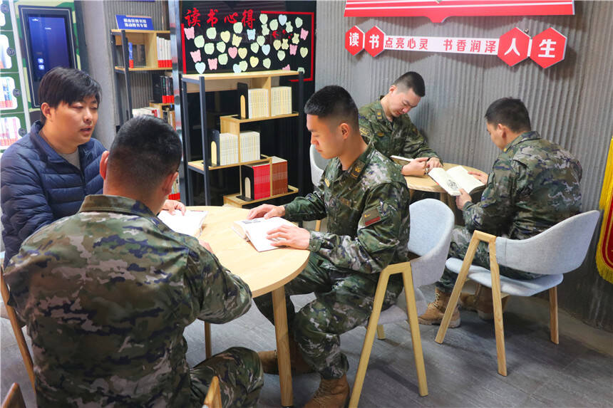 守好文化“陣地” 青島海警局開展“世界讀書日”系列活動