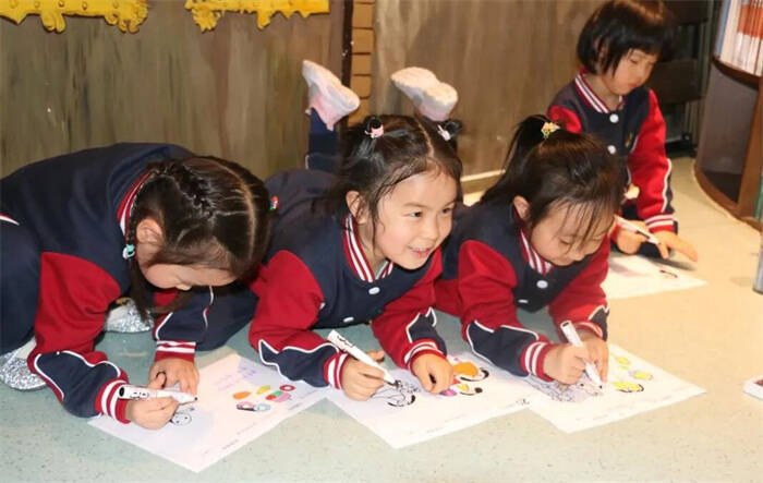 赴一场书香成长之约丨山东省交通运输厅幼儿园中班级部亲子实践活动