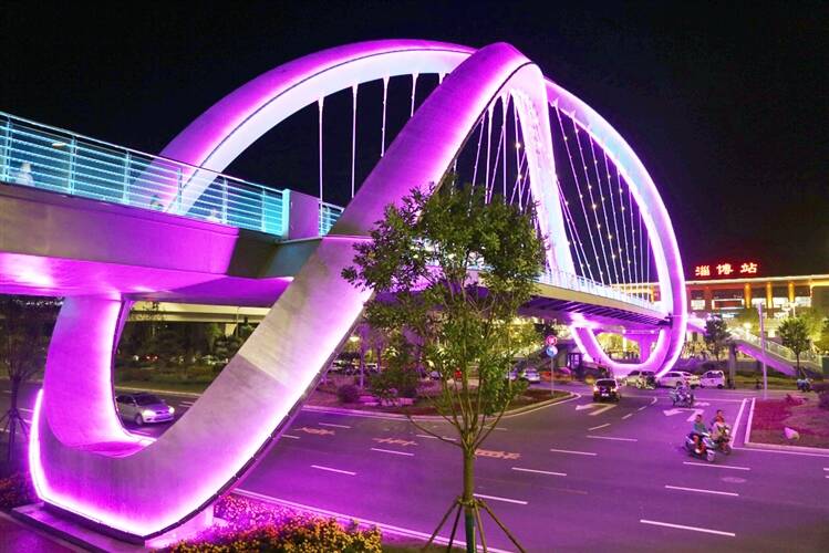 淄博火车站南广场景观天桥获山东省钢结构金奖