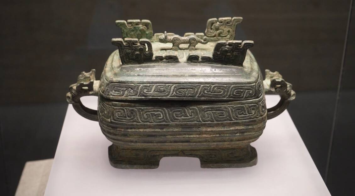 【记者探秘孔子博物馆】一器多用 两千多年前的铜盨长啥样