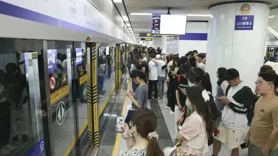 “中超联赛”济南地铁常态化延时运营至22:30