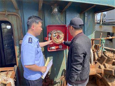 威海桃园：开展伏休期渔船码头专项检查工作