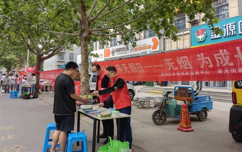 潍坊市潍城区：“宣传+义诊”双管齐下 提升群众的健康素养水平