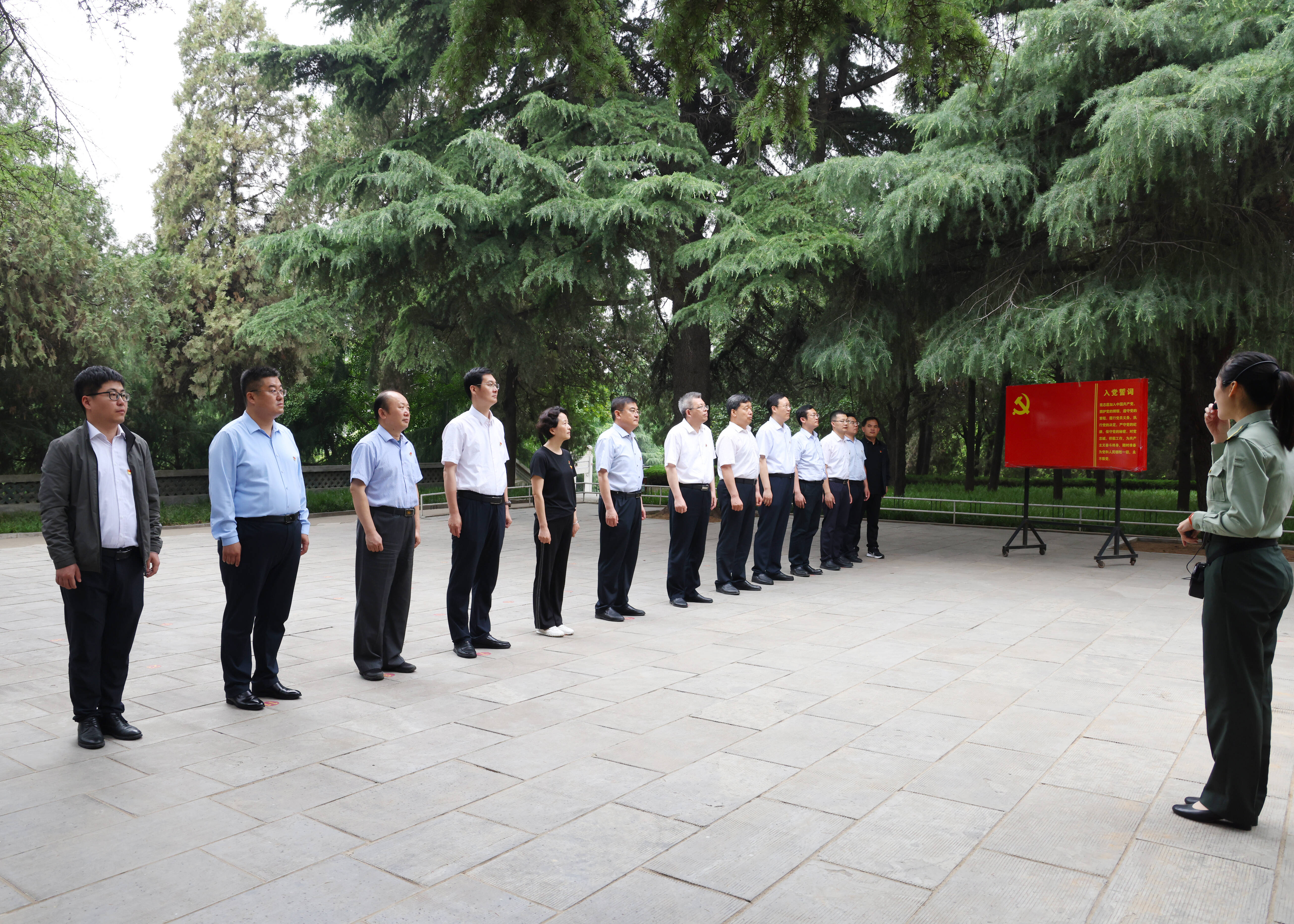 济宁学院领导班子赴鲁西南战役纪念馆开展党性教育