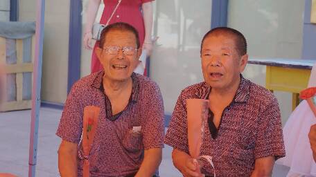 潍坊峡山区：端午节弘扬孝德文化 老年人幸福感蹭蹭涨