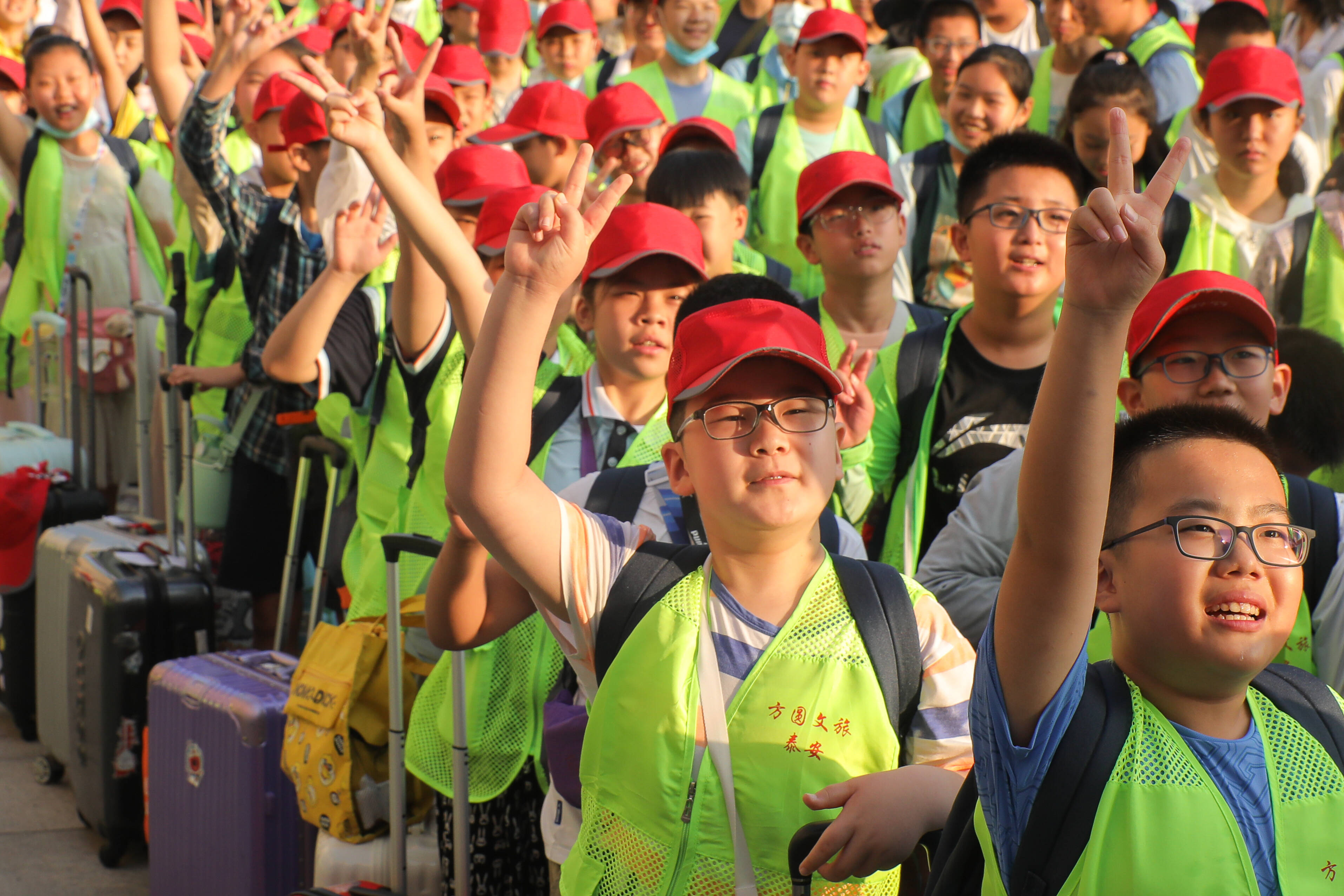 濟南局開行暑期首趟研學旅游專列 并推出多條親子研學旅游線路