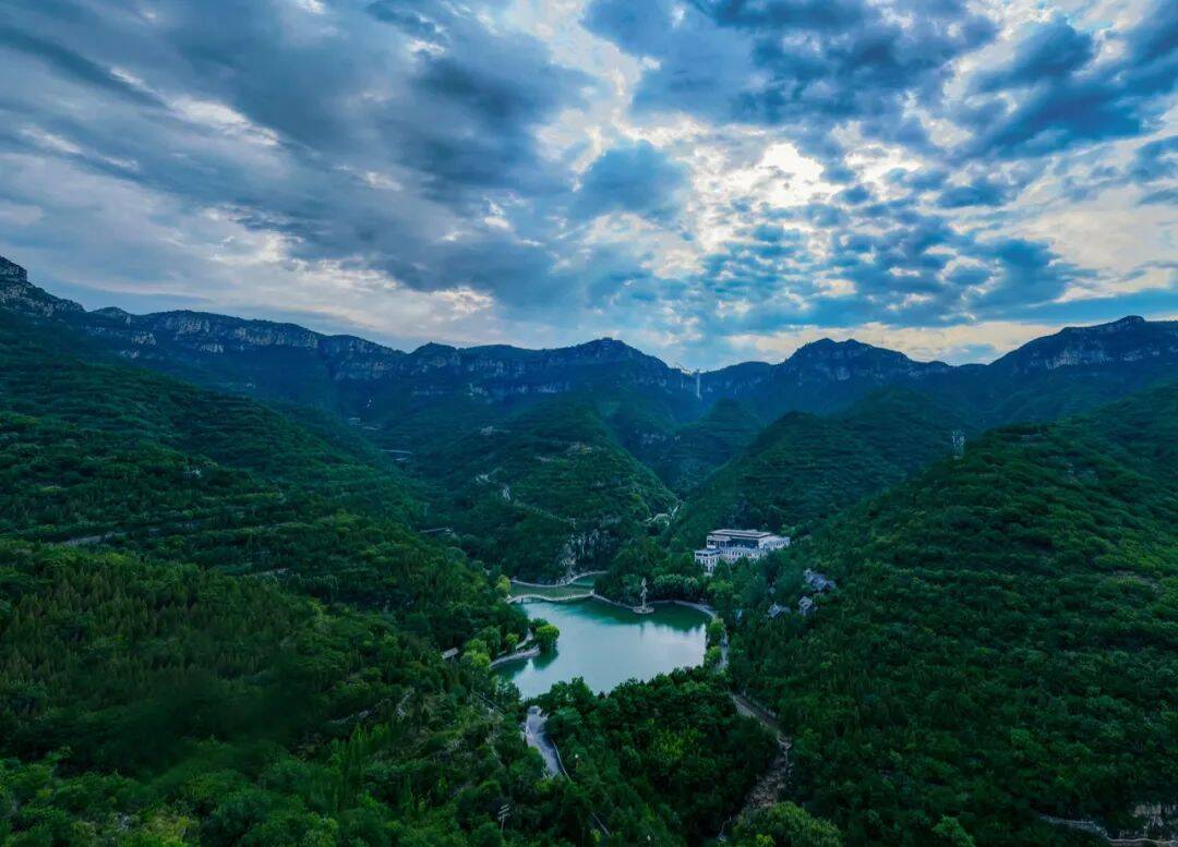 闪电号>机构>潭溪山旅游度假区>身处山林之间,可以