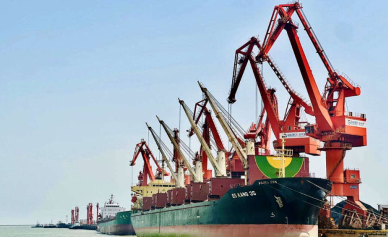 山东港口滨州港靠泊今年载货量最大外贸船