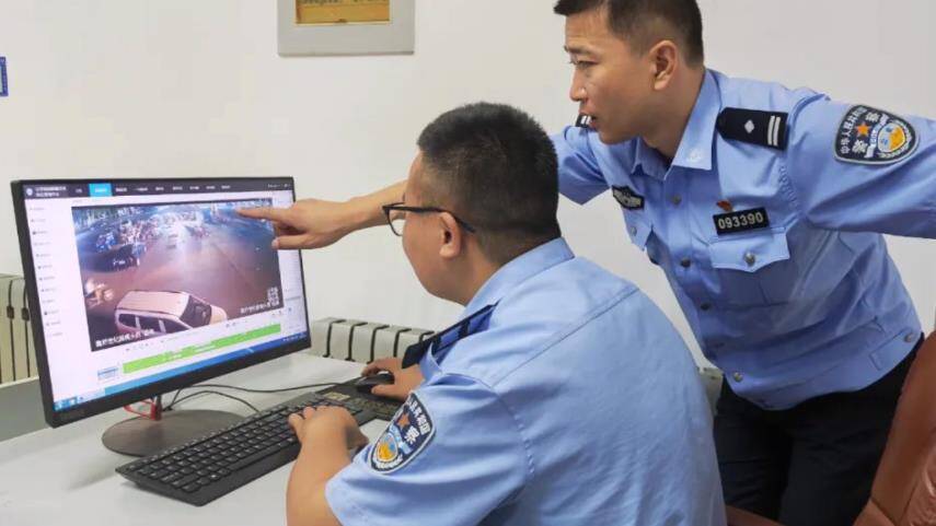 鄒平民警網吧例行檢查時抓獲一名涉嫌盜竊的犯罪嫌疑人