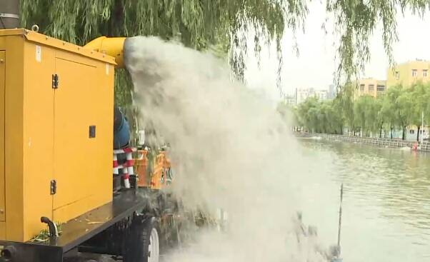 枣庄台儿庄平均降水量达245.8毫米 7台抽水机城区排涝