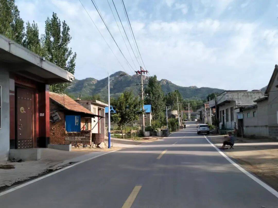 宁阳县东庄镇安装路灯暖民心照亮乡村振兴路