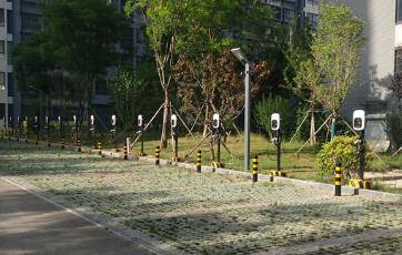 截至6月份，泰安在运充电桩4813台！泰城主城区构建起1.8公里充电服务圈