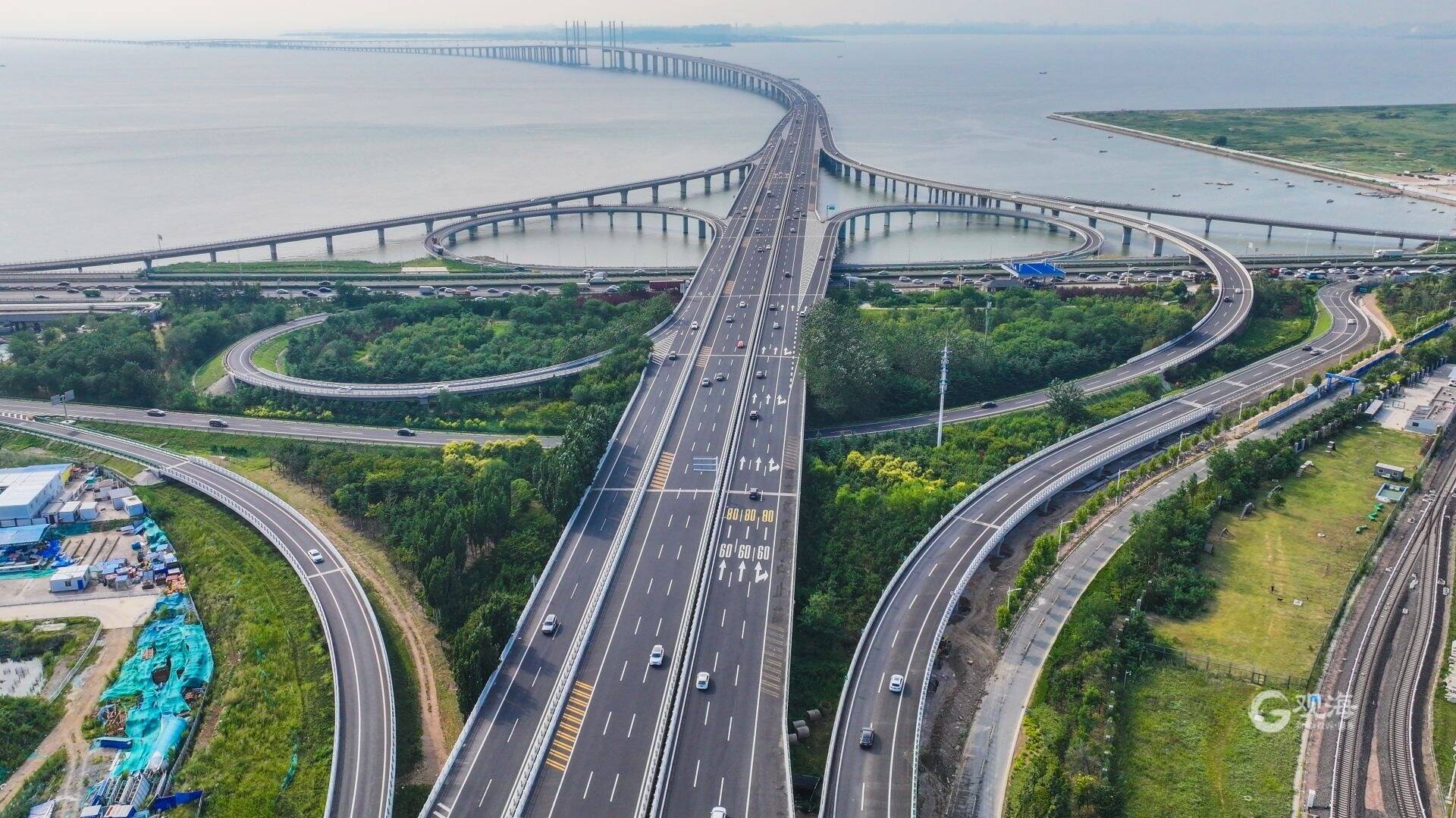 李村河互通立交g匝道拓宽改造工程提前4个多月通车