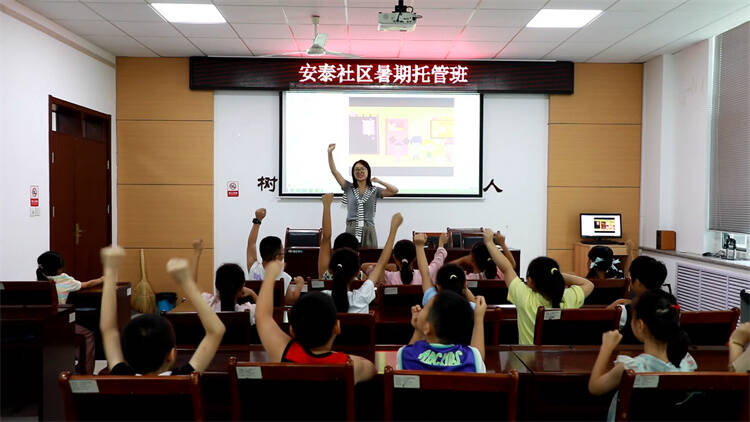 东营：兴趣启蒙  国学教导 社区公益课堂让孩子们在假期感受国学魅力
