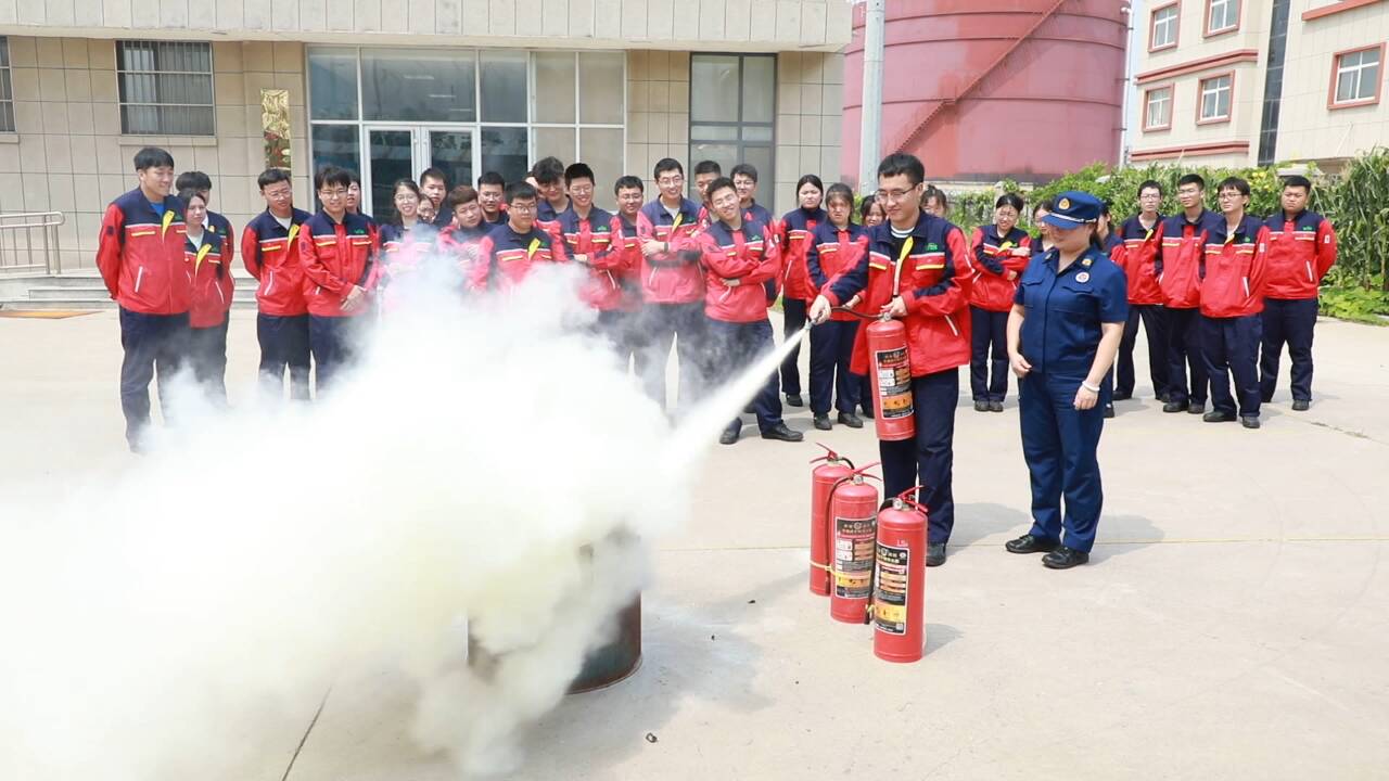 东营港经济开发区：消防大队培训进企业 培养“消防安全明白人”